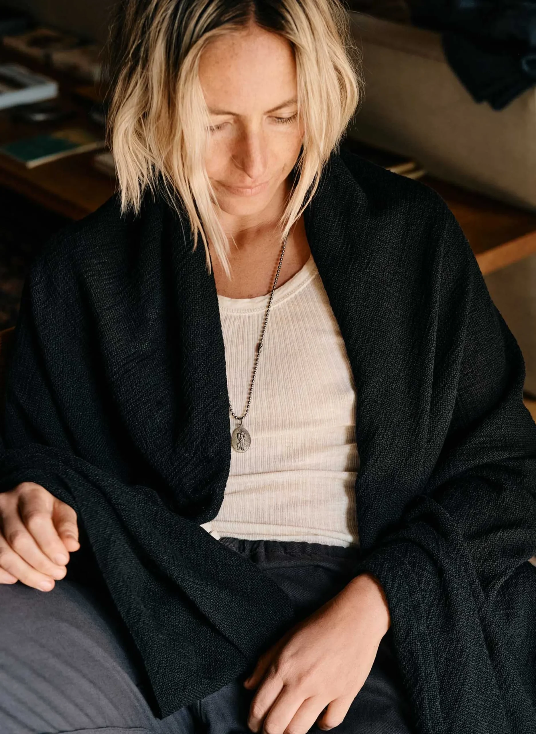 imogene + willie I+w X Family Heirloom Weavers Cotton Throw In Black|Women Home Goods|Home Goods
