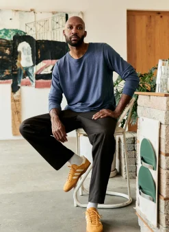 imogene + willie Long Sleeve Faded Steel Crew| T-Shirts