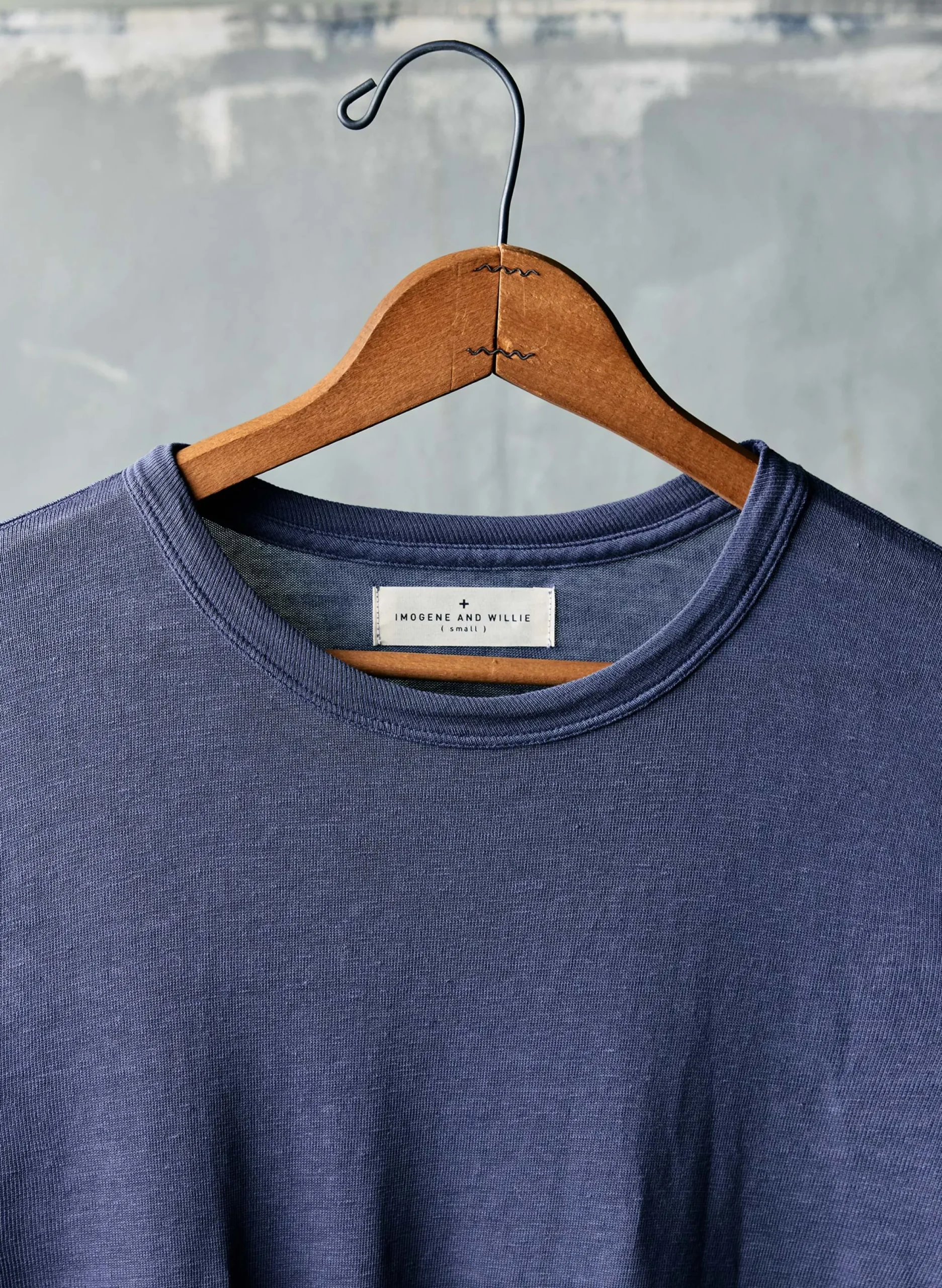 imogene + willie Long Sleeve Faded Steel Crew| T-Shirts