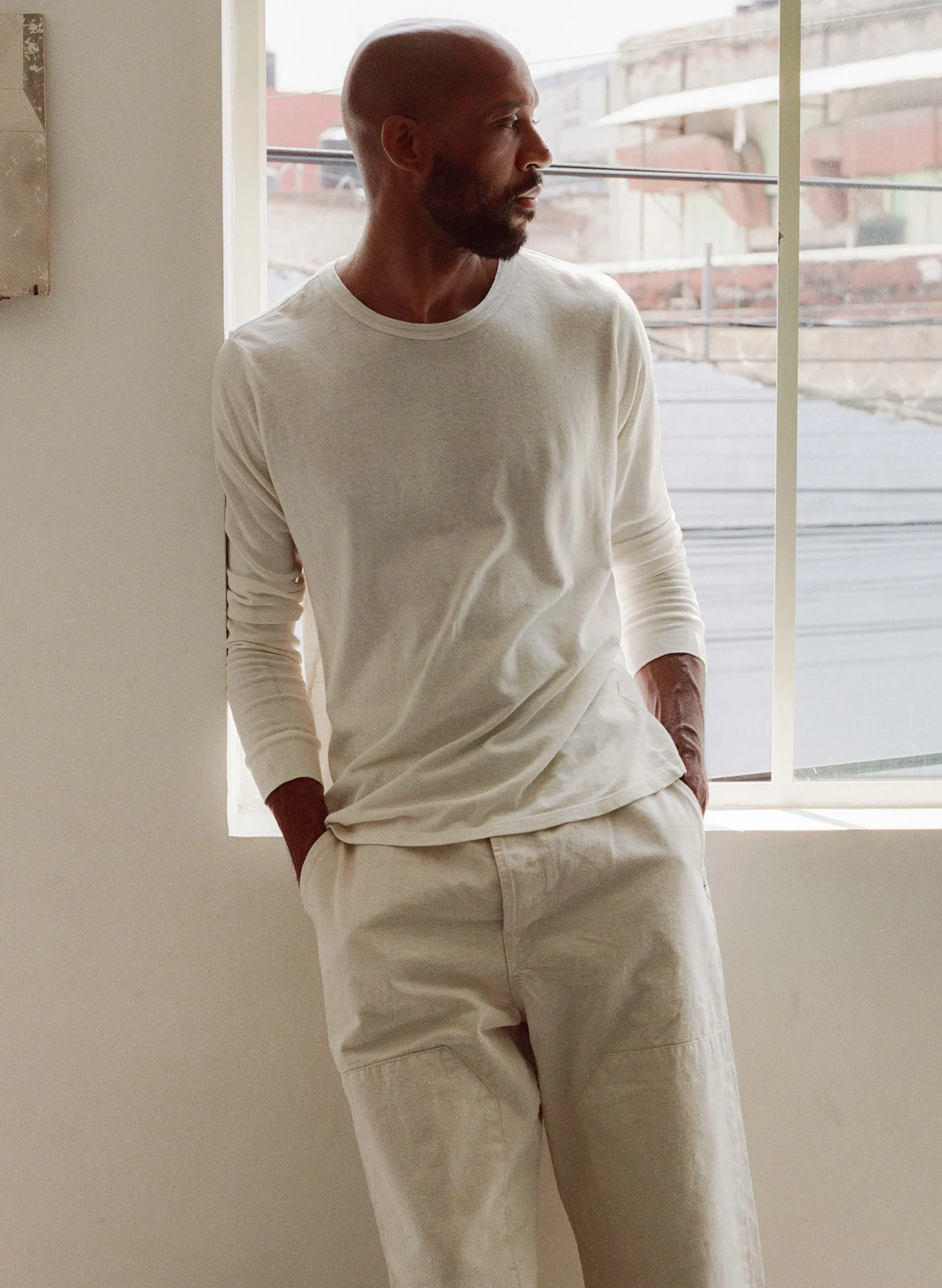 imogene + willie Long Sleeve Vintage White Crew| T-Shirts