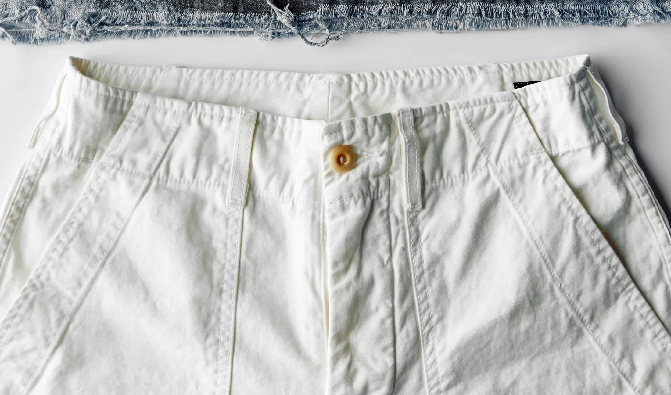imogene + willie Oliver Military Trouser In White| Pants & Shorts