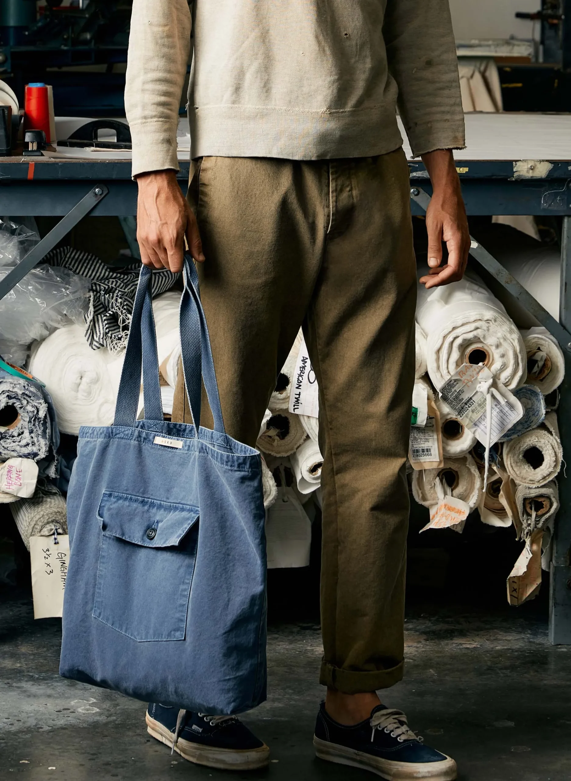 imogene + willie The All American Chino In Field Tan| Pants & Shorts
