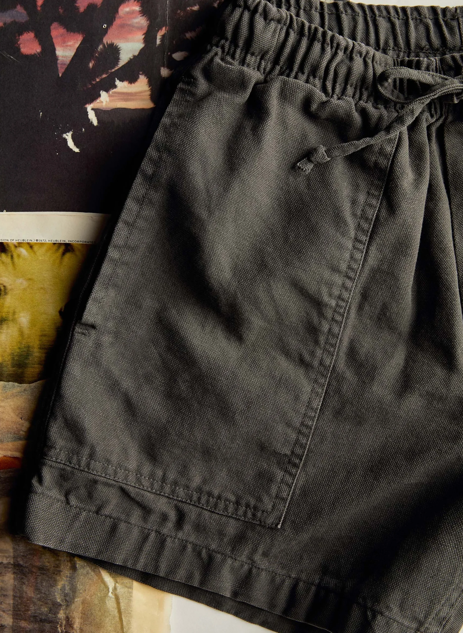 imogene + willie The Canvas Lounge Short In Faded Black|Women Pants & Shorts|Pants & Shorts