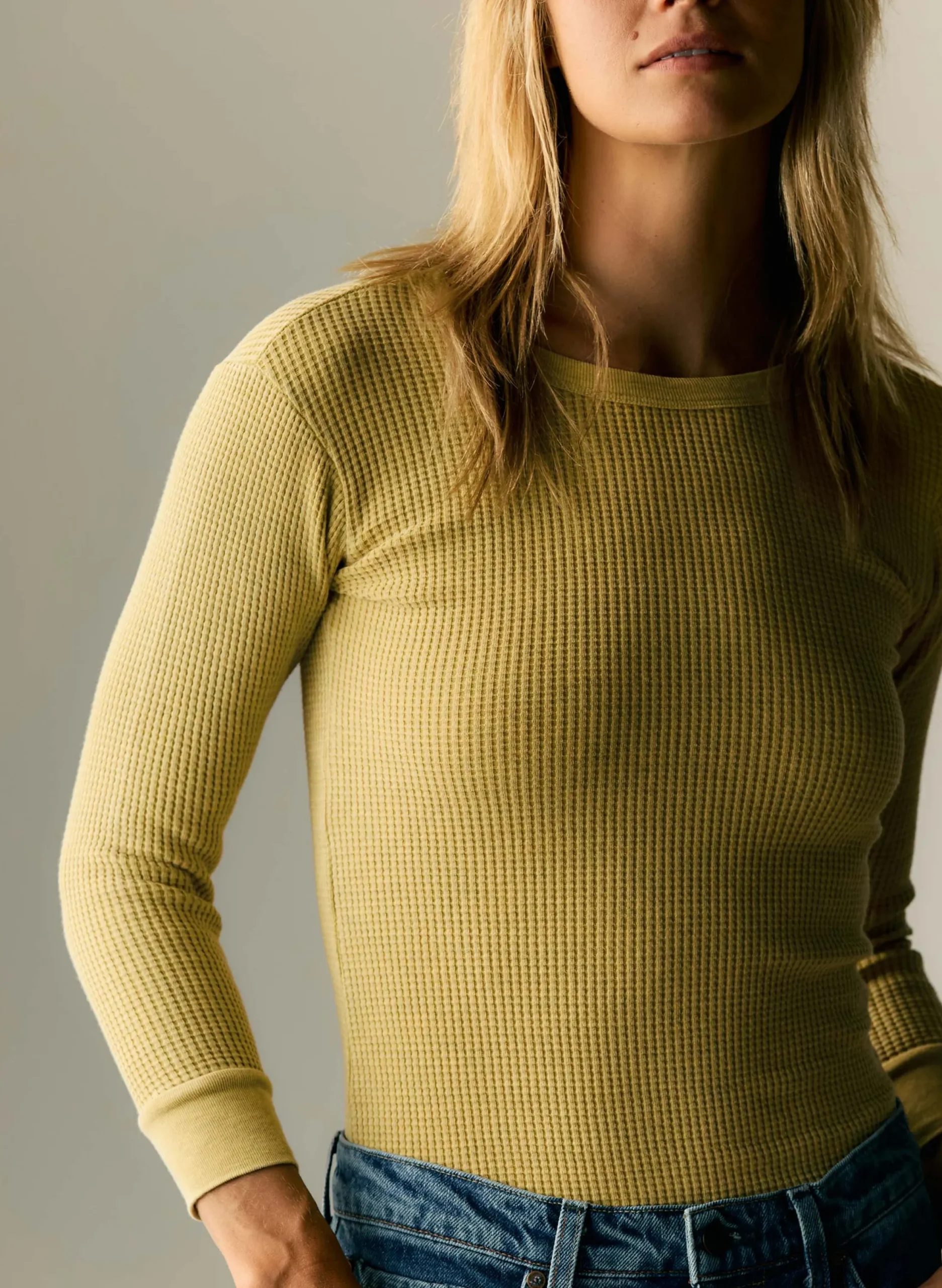 imogene + willie The Waffle Thermal Crew In Faded Yellow|Women Knits & Sweaters